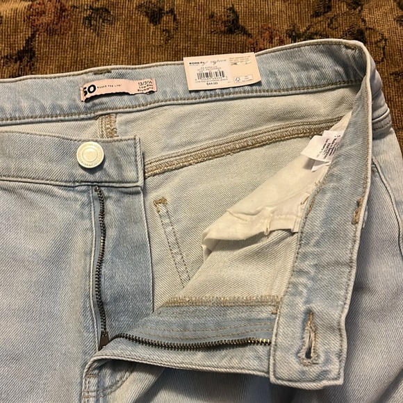 SO Goods for Life Light Wash Boyfriend Low Rise Jean! NWT - Picture 11 of 11